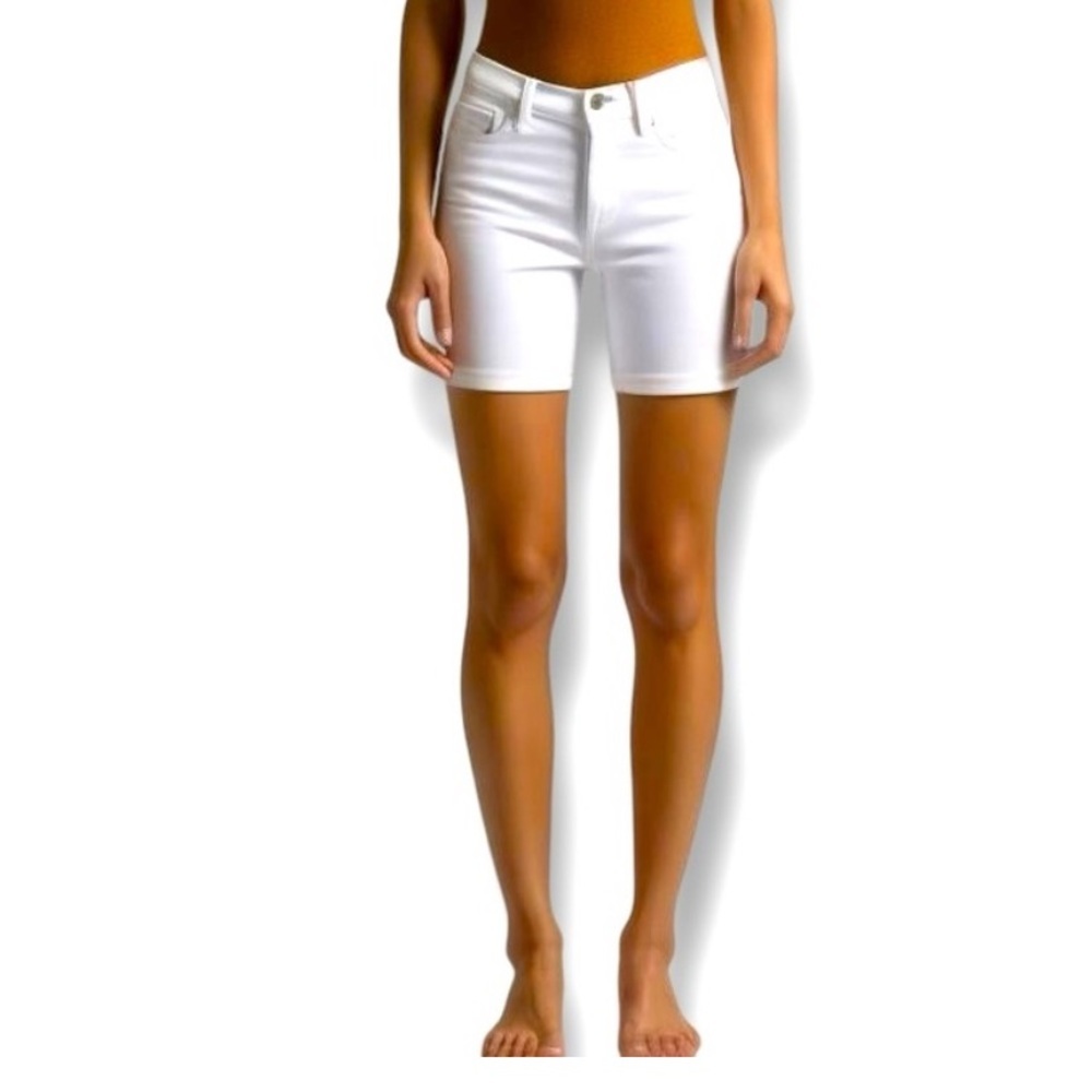 Jen7 White Denim Shorts Size 2 High Rise